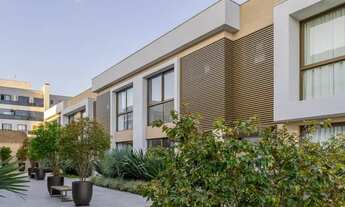 Imagem: Casa em condomínio, 03 Dormitórios, 02