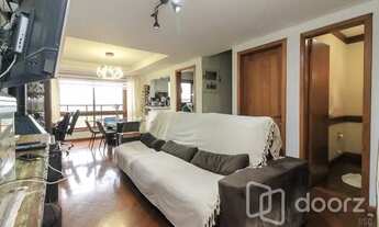 Imagem 2: PORTO ALEGRE - Casa Padrão - Ipanema