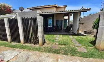 Imagem 2: Confira! Excelente Casa no Rota do Sol à venda . 250 metros quadrados . 3/4 na Aruana