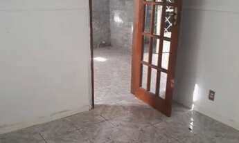 Imagem 2: Excelente Casa de Vila com 03 Quartos e Quintal em Cascadura