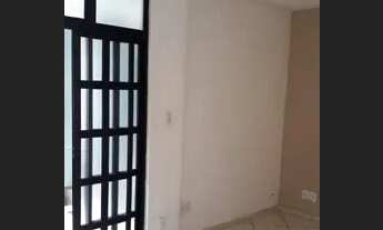 Imagem 4: Casa 1° andar 3/4 varanda garagem boa localização