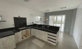 Imagem 5: Casa de condomínio para venda possui 450 metros quadrados com 4 quartos