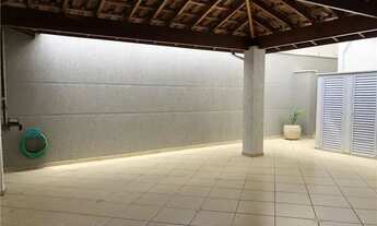 Imagem 2: Sobrado com 3 dormitórios (1 suíte), com armários embutidos e ar-condicionado, excelente a