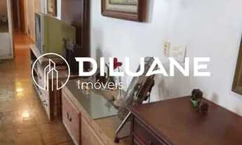 Imagem 2: Maravilhoso salão 4 quartos possibilidade suíte próximo a praia, metrô, bancos e supermerc