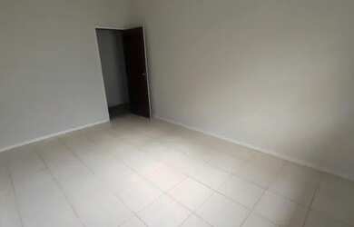 Imagem 11: Casa filé nos Cavaleiros c/ 4qts, send 1suíte, 2brs, 2vgs, quintal, amrs pnjds