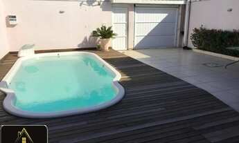 Imagem 2: Excepcional casa duplex em Condomínio Fechado de alto padrão na Estrada da Cachamorra