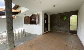 Imagem: Casa à venda com 3 quartos no bairro Vila