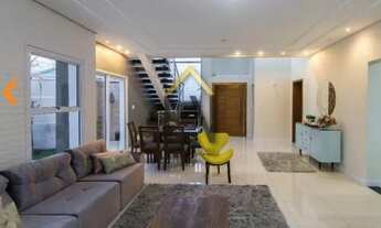 Imagem: Vende-se Lindo Sobrado em condomínio fechado