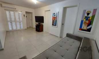 Imagem 2: Casa com 3 quartos, no Bairro Ipanema - Porto Alegre/RS