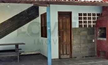 Imagem 5: Apartamento com 2/4, 2 banheiros no Edifício Serenata em ótima localização