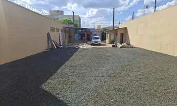 Imagem 4: Terreno de 250m² com escritório para locação - Campos Elíseos