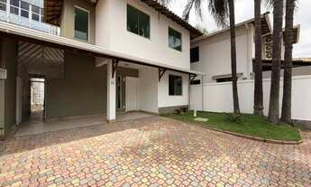 Imagem 2: Imóvel para venda possui 130 metros quadrados com 3 quartos em Santa Amélia - Belo Horizon