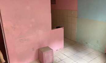 Imagem 2: Casa para alugar nos barris 2/4 sala, cozinha e banheiro