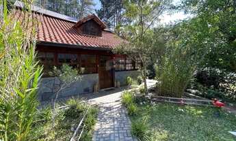 Imagem 2: Casa com Terreno Espetacular de 3.000m² à Venda em Mury por R$590.000,00