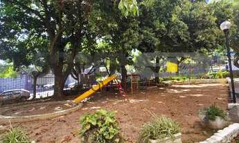 Imagem 2: Apartamento Imóvel para aluguel tem 71 metros quadrados com 2 quartos em Cristal - Porto A