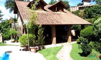 Imagem 2: Casa em Hípica Casa com 4 dormitórios