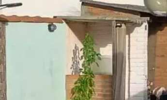 Imagem 2: Aptos em Canasvieiras, 2 quadras da Praia, Rua Das Flores 132