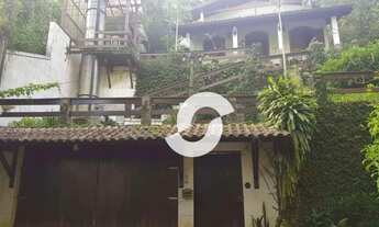 Imagem 3: Casa à venda de 5 quartos com 300 m² em Itaipu - Niterói/RJ