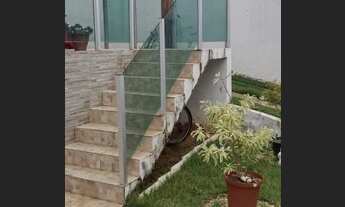 Imagem 2: Esmeraldas - Casa Padrão - Floresta Encantada