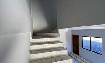 Imagem 2: Sobrado para venda tem 78 metros quadrados com 2 quartos em Itajubá - Barra Velha - SC