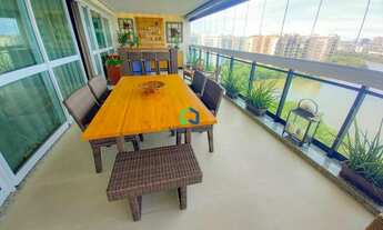 Imagem 6: Apartamento para venda tem 338 metros quadrados com 4 quartos