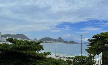 Imagem: Edifício antigo estilo Art Déco