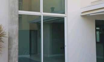 Imagem 6: Sobrado a venda , em condominio fechado localizado ao lado do centro comercial da cidade