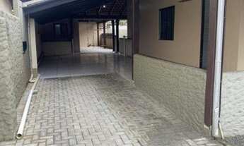 Imagem 2: Casa com 3 dormitórios para alugar por R$ 2.000,00/mês - Gravatá - Navegantes/SC