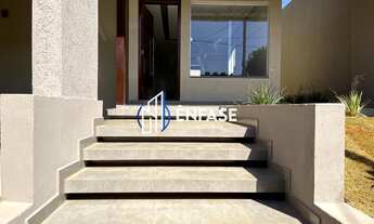 Imagem 2: Casa com telhado colonial no Pousada Del Rey