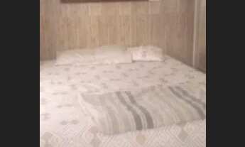 Imagem: Grande Quarto Individual Mobiliado com Banheiro