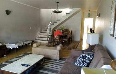 Imagem 2: Casa Assobradada na Mooca com 3 dormitórios sendo 1 suíte e 6 vagas