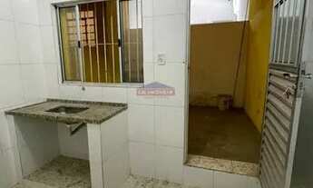 Imagem 4: Casa com 2 cômodos para locação