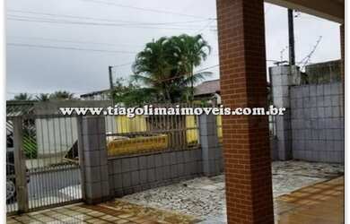 Imagem 2: Sobrado com 03 Dormitórios e Edícula a Venda no Jardim Porto Novo - Caraguatatuba - SP