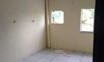 Imagem 2: Kitnet quarto/sala/cozinha e banheiro. 700,00