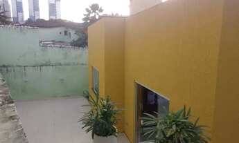 Imagem 2: Casa localizada em Itapuã