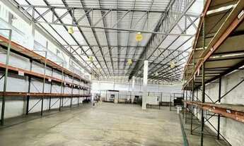 Imagem: Aluga-se Excelente Galpão 1300m² Área