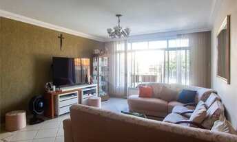 Imagem: CASA PERTO DO METRO SANTA CRUZ