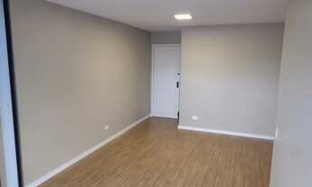 Imagem 4: Apartamento para venda possui 82 metros quadrados com 3 quartos em Cabral - Curitiba - PR