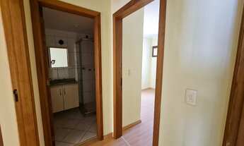 Imagem 10: Apartamento para aluguel possui 75 metros quadrados com 2 quartos em Petrópolis - Porto Al