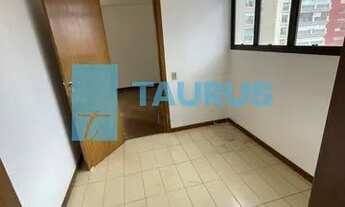 Imagem 3: Apartamento à venda, 3 dormitórios, 3 vagas, 190m², Itaim bibi