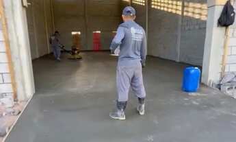 Imagem 3: ALUGO GALPÕES NA MASSAGUEIRA - Fase final das obras