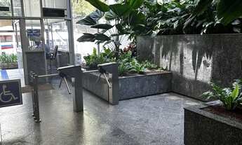 Imagem 4: SALA COMERCIAL A UMA QUADRA DA PAULISTA VOLTADA A MÉDICOS E DENTISTAS, ABATO MEL