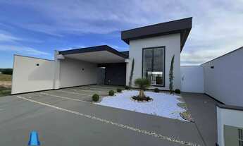 Imagem 2: Casa Nova à Venda em Condomínio Piscina + Área Gourmet Integrada