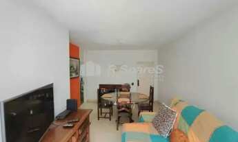 Imagem 4: Excelente apartamento no Flamengo, três quartos sendo um suíte, com dependência completa e