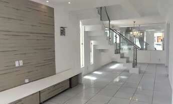 Imagem 2: Casa Duplex para Locação Condomínio Fazenda Park