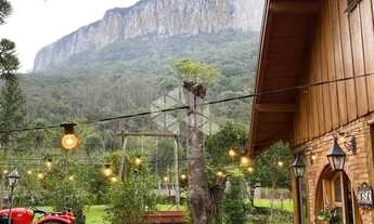 Imagem 5: Sítio à Venda - A 15 km de Gramado - 9,373 Hectares em Meio à Natureza Exuberante da Serra