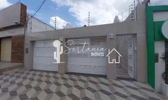 Imagem 2: Casa para Venda com Excelente Localização na Rua Floriano Peixoto 129 Centro Sertânia/PE