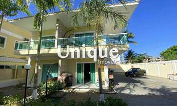 Imagem: Casa duplex em condomínio beira canal!