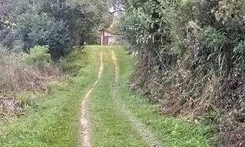 Imagem 3: Seu Paraíso Particular! Chácara Espetacular no Jd. Serrinha