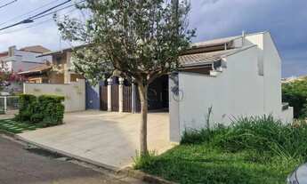 Imagem 2: Casa a Venda e/ou Locação no Condomínio Residencial São Joaquim em Valinhos, no bairro Ron